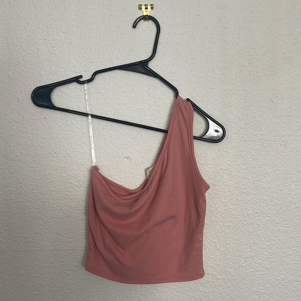 Women’s Pink Ribbed Off-the-Shoulder Cropped Tank